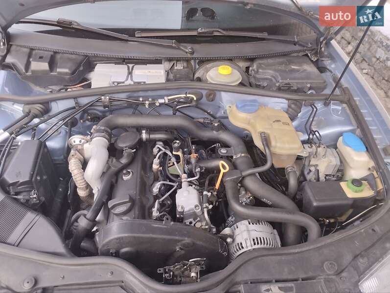 Седан Volkswagen Passat 1998 в Рожище