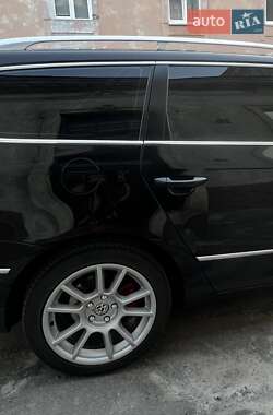 Универсал Volkswagen Passat 2010 в 