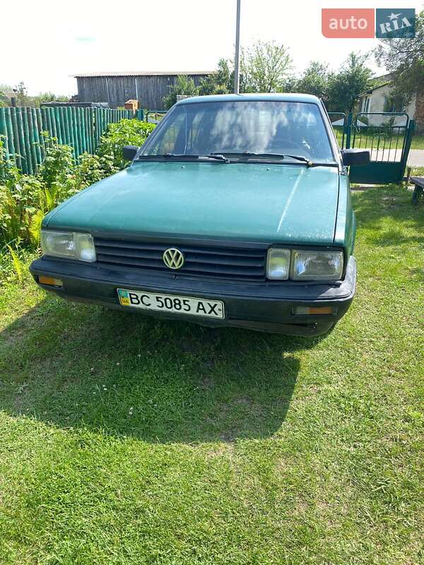 Седан Volkswagen Passat 1987 в 