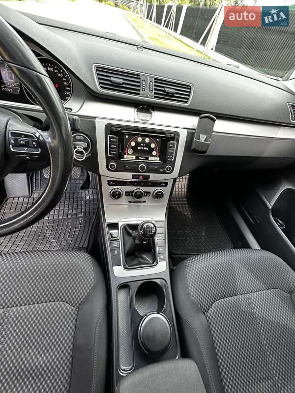 Універсал Volkswagen Passat 2013 в Білій Церкві