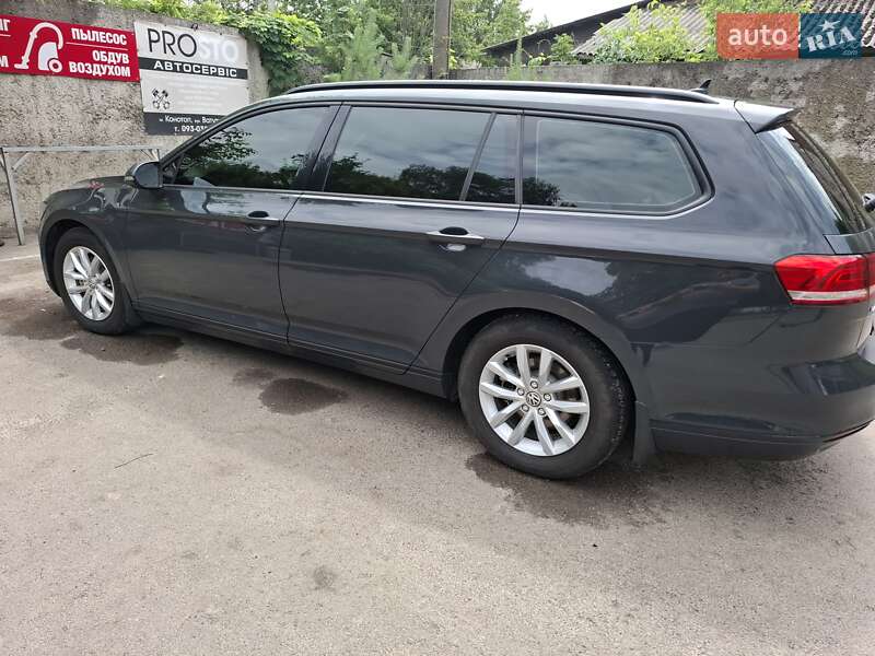 Универсал Volkswagen Passat 2015 в Конотопе