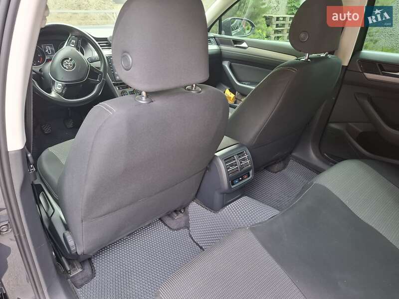 Универсал Volkswagen Passat 2015 в Конотопе