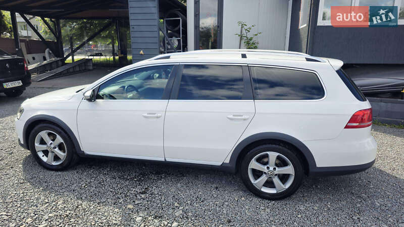Универсал Volkswagen Passat 2012 в Львове