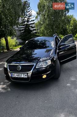 Універсал Volkswagen Passat 2009 в Дрогобичі