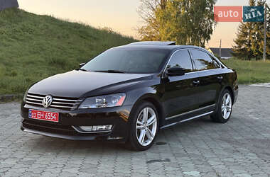 Седан Volkswagen Passat 2013 в Дубно
