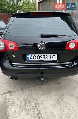 Універсал Volkswagen Passat 2009 в 
