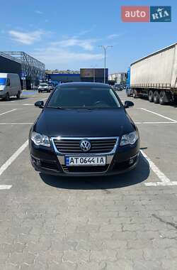 Седан Volkswagen Passat 2006 в Ивано-Франковске