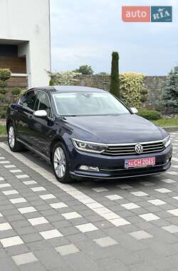 Седан Volkswagen Passat 2017 в Стрию