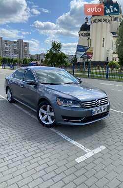 Седан Volkswagen Passat 2012 в Шептицькому
