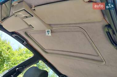 Седан Volkswagen Passat 1992 в 