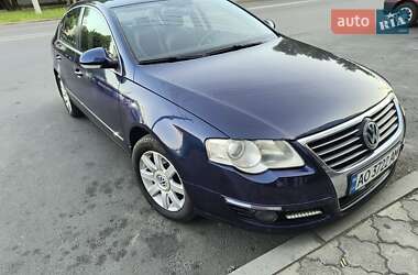 Седан Volkswagen Passat 2008 в Мукачевому
