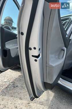 Седан Volkswagen Passat 2010 в 