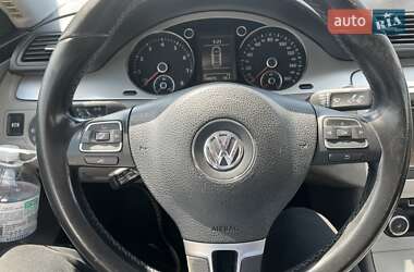Седан Volkswagen Passat 2010 в 