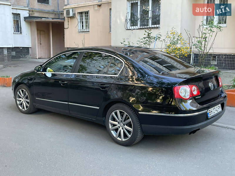 Седан Volkswagen Passat 2008 в Одессе