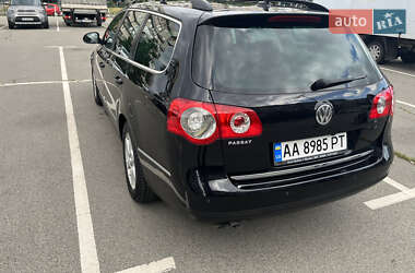 Универсал Volkswagen Passat 2010 в 