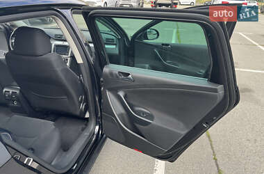Универсал Volkswagen Passat 2010 в 