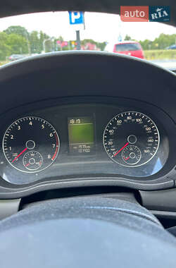 Седан Volkswagen Passat 2014 в Кропивницькому