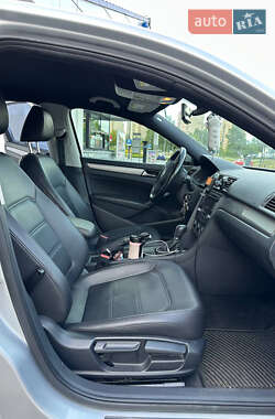Седан Volkswagen Passat 2014 в 