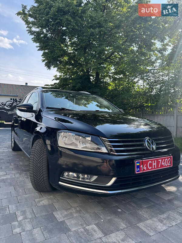 Универсал Volkswagen Passat 2014 в Ивано-Франковске