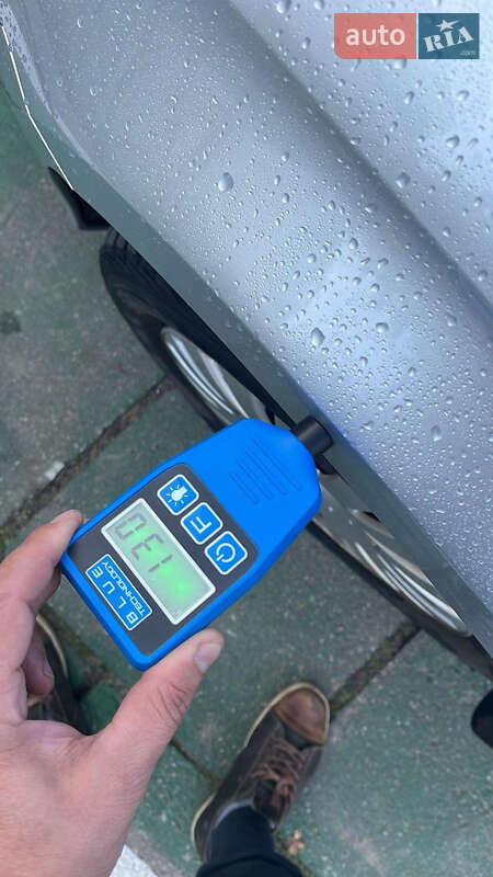 Универсал Volkswagen Passat 2012 в Житомире