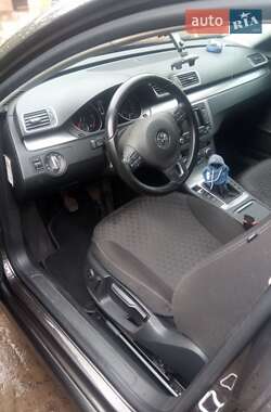 Универсал Volkswagen Passat 2012 в Сумах