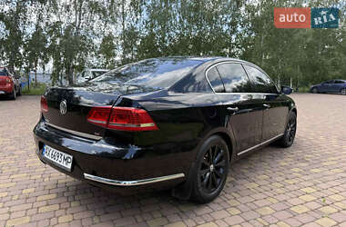 Седан Volkswagen Passat 2011 в 