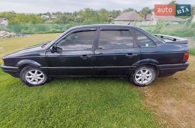 Седан Volkswagen Passat 1992 в Чемеровцах