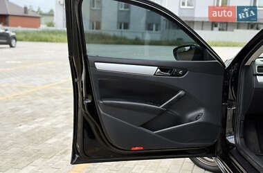 Седан Volkswagen Passat 2012 в 