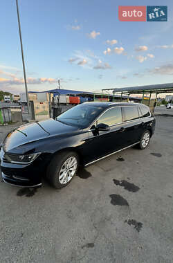Универсал Volkswagen Passat 2016 в 