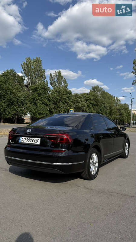 Седан Volkswagen Passat 2017 в Запорожье