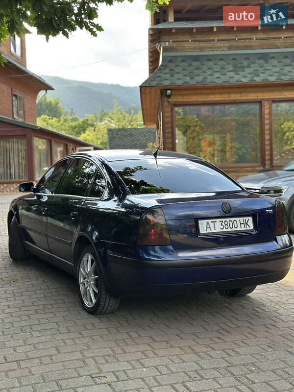 Седан Volkswagen Passat 2001 в Ивано-Франковске