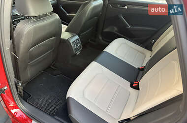Седан Volkswagen Passat 2022 в 