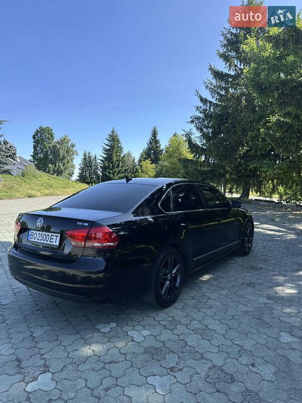 Седан Volkswagen Passat 2013 в Дубні