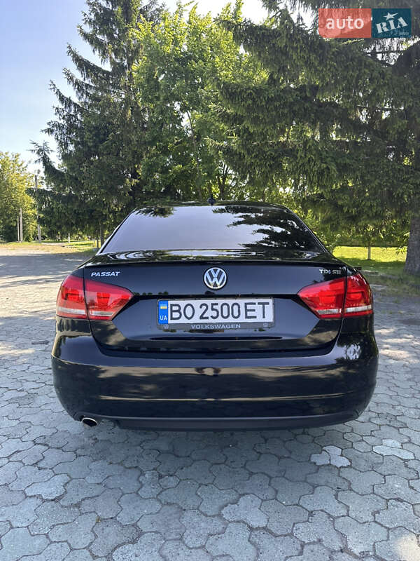 Седан Volkswagen Passat 2013 в Дубні