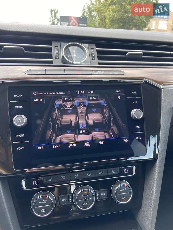 Универсал Volkswagen Passat 2017 в Могилев-Подольске