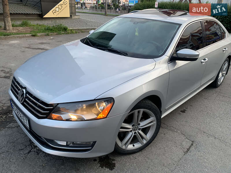 Седан Volkswagen Passat 2015 в Тернополе