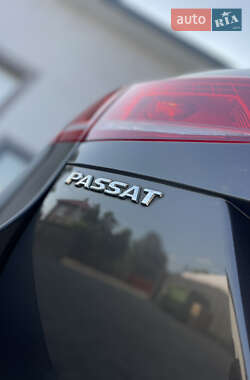 Універсал Volkswagen Passat 2012 в 