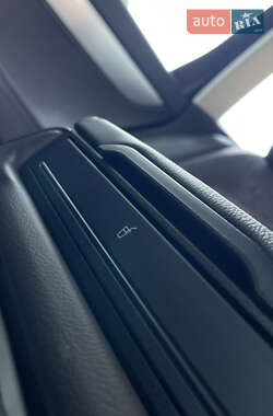 Універсал Volkswagen Passat 2012 в 