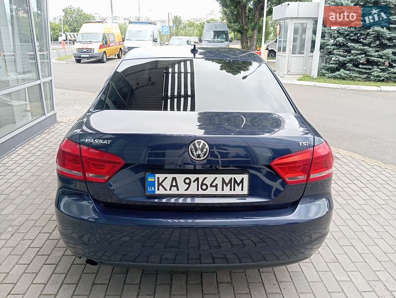 Седан Volkswagen Passat 2014 в Києві