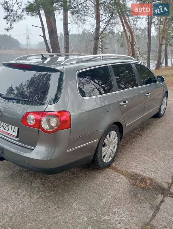 Универсал Volkswagen Passat 2005 в Киеве