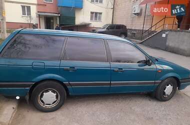 Универсал Volkswagen Passat 1992 в Ладыжине