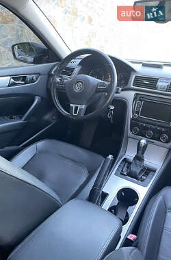 Седан Volkswagen Passat 2013 в 