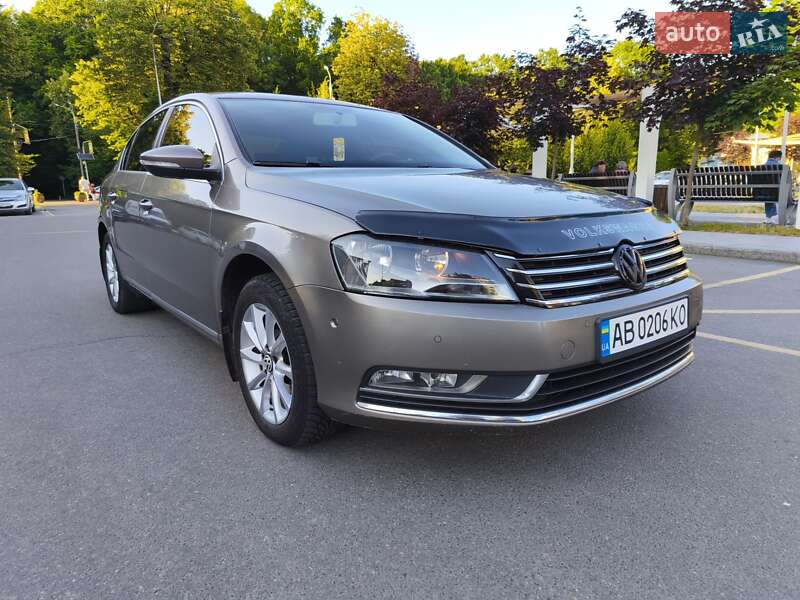 Седан Volkswagen Passat 2011 в Вінниці