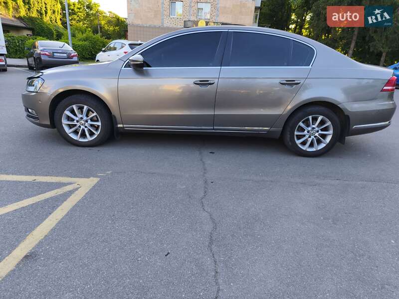 Седан Volkswagen Passat 2011 в Вінниці