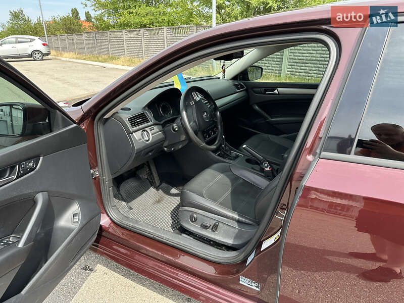 Седан Volkswagen Passat 2014 в Запорожье фото 7 Седан Volkswagen Passat 2014 в Запорожье