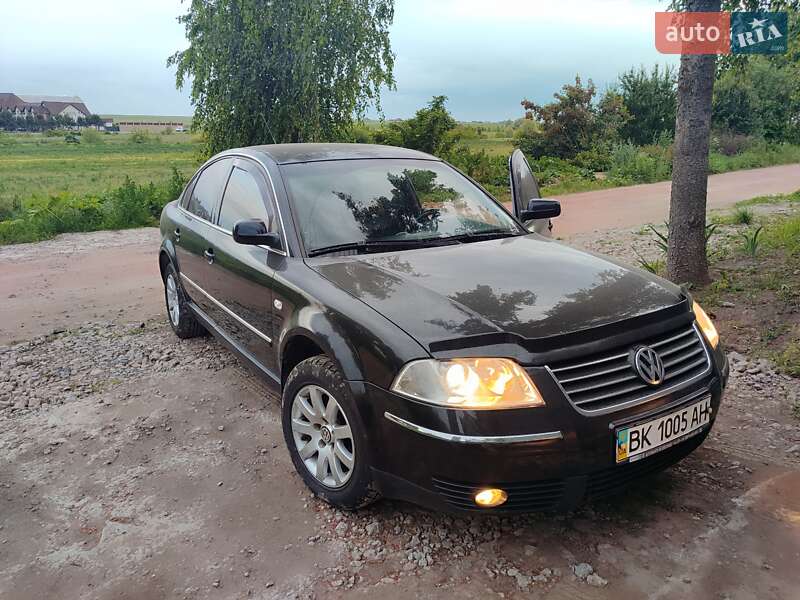 Volkswagen Passat 2003