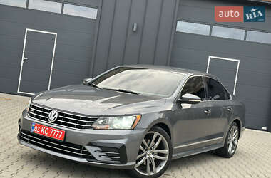 Седан Volkswagen Passat 2016 в Нововолинську