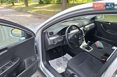 Універсал Volkswagen Passat 2009 в 