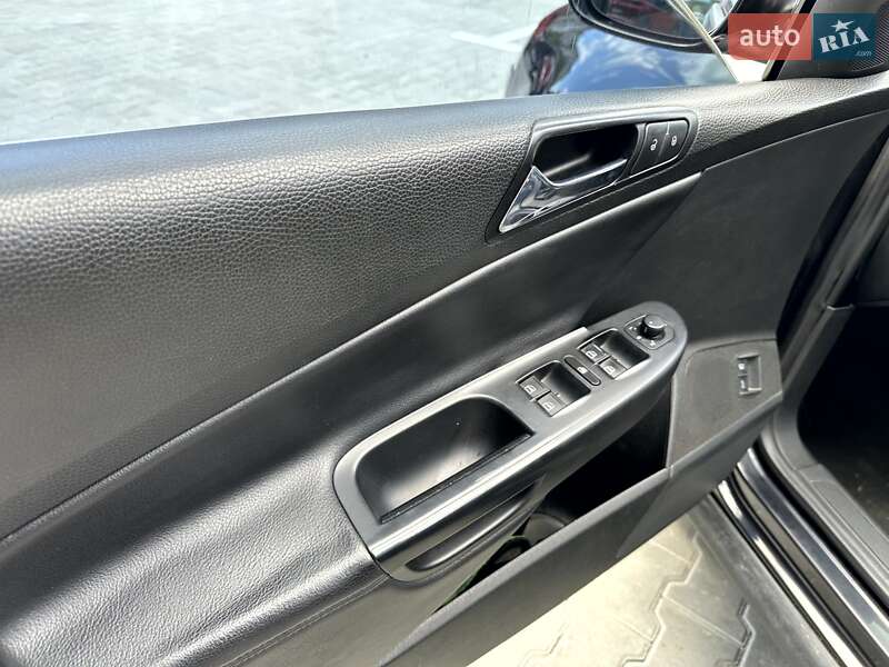 Седан Volkswagen Passat 2006 в Ивано-Франковске фото 35 Седан Volkswagen Passat 2006 в Ивано-Франковске