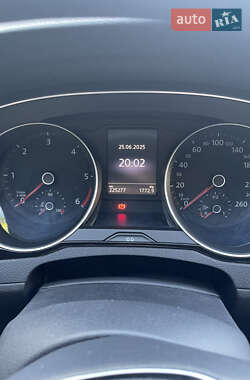 Універсал Volkswagen Passat 2015 в 